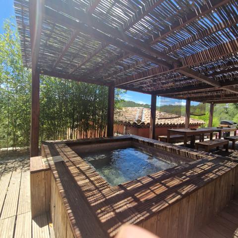 Lorgues (83510) Propriété 10 pièces 8 chambres avec piscine à Lorgues…