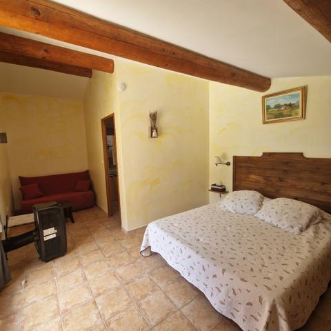 Lorgues (83510) Propriété 10 pièces 8 chambres avec piscine à Lorgues…