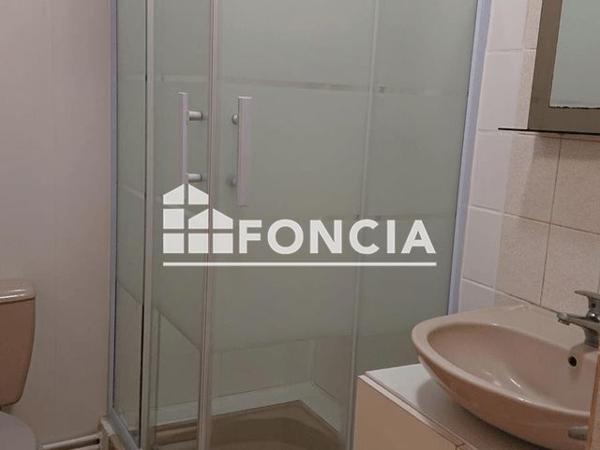 Location Studio 26.91 m² - 66 RUE DU PRIEURE-SAINT-THOMAS Epernon 28230