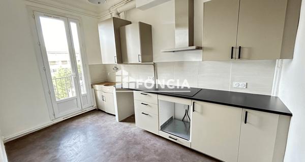 Location Appartement 3 pièces 77.83 m² - Marseille 13006