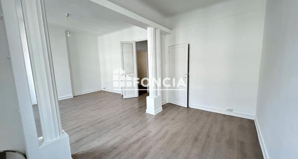 Location Appartement 3 pièces 77.83 m² - Marseille 13006