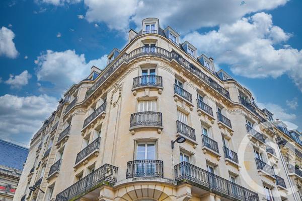 Appartement F4 à vendre  4 pièces - 93,28 m 2   PARIS  - 75012