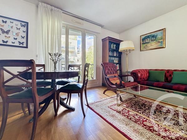 Appartement F4 à vendre  4 pièces - 93,28 m 2   PARIS  - 75012