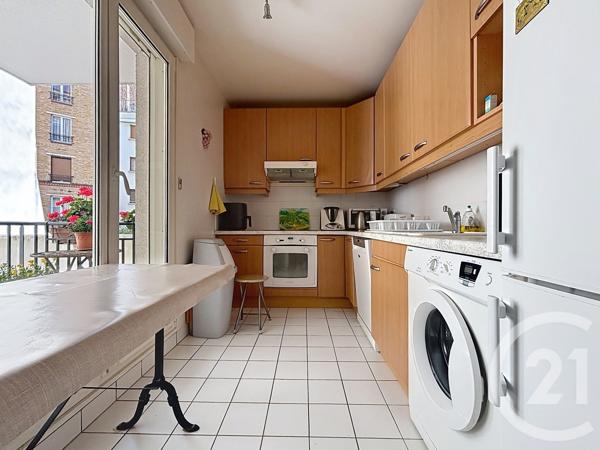 Appartement F4 à vendre  4 pièces - 93,28 m 2   PARIS  - 75012