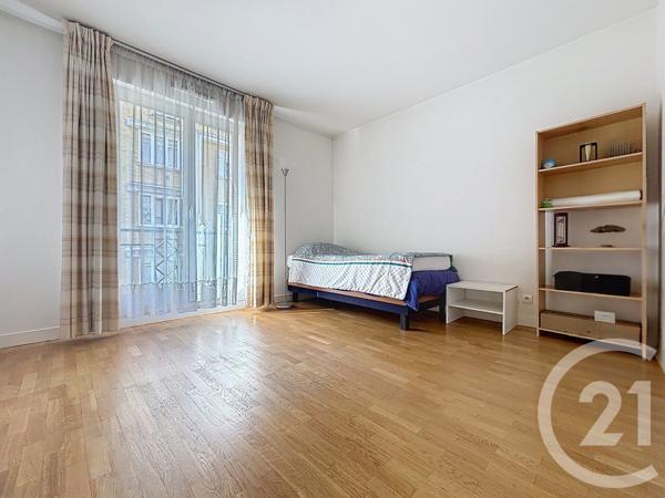 Appartement F4 à vendre  4 pièces - 93,28 m 2   PARIS  - 75012