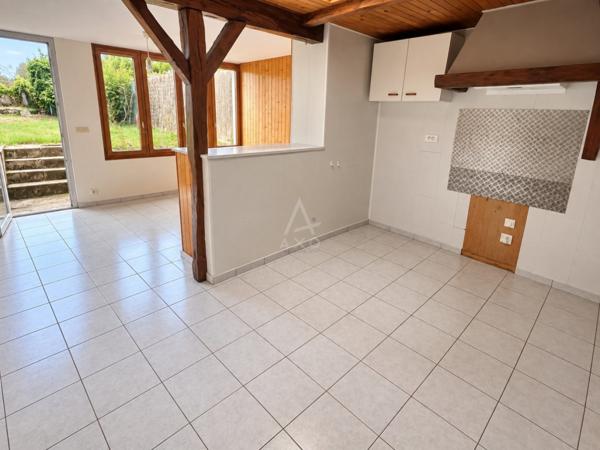 Maison de 126 m²-3 chambres– Centre-ville de Montaigu