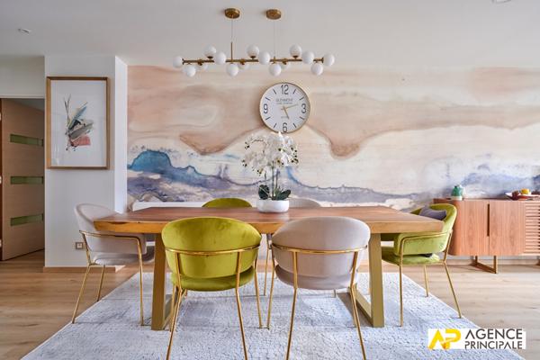 Appartement 6 pièce(s) 125.57 m2 -exclusivite - ascenseur €1 164 000 ** - Référence 4233