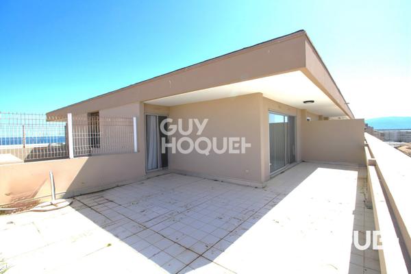 RARE - DERNIER ETAGE ROOFTOP - 30 m² de terrasse VUE MER ET MONTAGNE