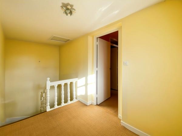 Dpt Vienne (86), à vendre CHATELLERAULT 86100 maison P7 de 204 m² - Terrain de 240,00 m²
