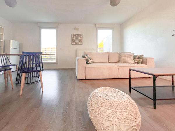 CENON (cours Gambetta) - Duplex de 64m2 - 2 pkg