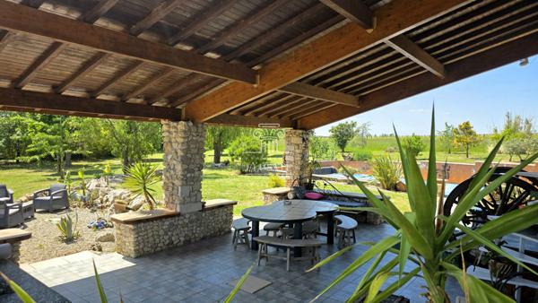 Lavardac (47230) MAISON T5 - 147M² EN CAMPAGNE AVEC TERRAIN D'1HA ET PISCINE / PROCHE LAVARDAC
