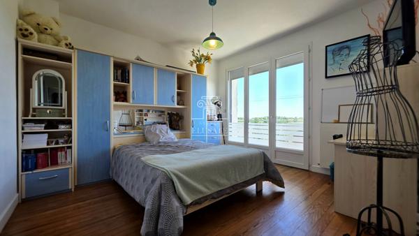 Lavardac (47230) MAISON T5 - 147M² EN CAMPAGNE AVEC TERRAIN D'1HA ET PISCINE / PROCHE LAVARDAC