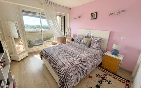 Appartement à vendre    3 pièces • 74 m2 Sevran