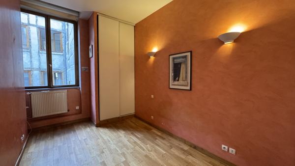 Saint-Étienne (42000) Appartement type F3 de 68m2 secteur Quartier Martyrs de Vingré