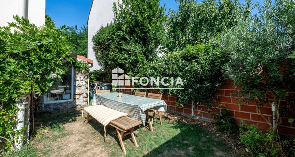 À vendre Maison 6 pièces 107.12 m² - Versailles 78000