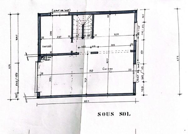 Morigny-Champigny (91150) Quartier LES MONCEAUX - Maison individuelle élevée sur sous-sol / garage / terrain 616 m2 / véranda