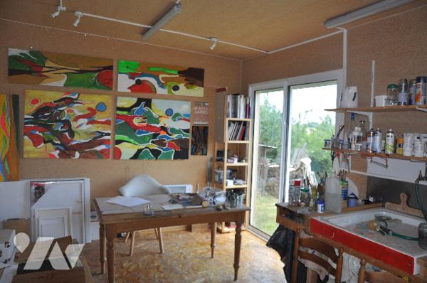 POUR INVESTISSEUR : AURIGNAC à 15 mns, maison récente, dépendances sur 5270m². Prix : 174.400 €