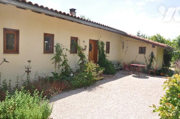 POUR INVESTISSEUR : AURIGNAC à 15 mns, maison récente, dépendances sur 5270m². Prix : 174.400 €