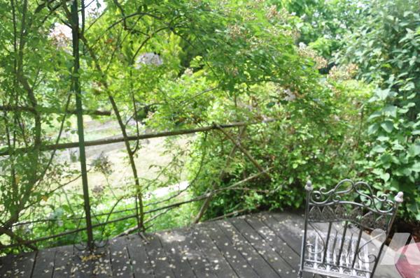 POUR INVESTISSEUR : AURIGNAC à 15 mns, maison récente, dépendances sur 5270m². Prix : 174.400 €