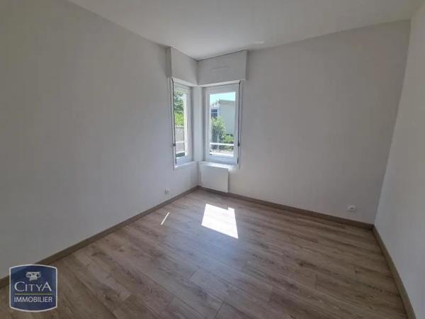 Maison à louer 5 pièces 115.39m² Saint-Genis-Pouilly (01630)