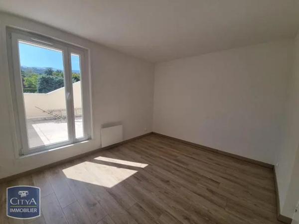 Maison à louer 5 pièces 115.39m² Saint-Genis-Pouilly (01630)