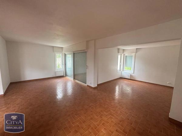Maison à louer 5 pièces 115.39m² Saint-Genis-Pouilly (01630)