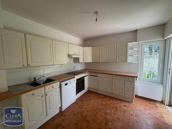 Maison à louer 5 pièces 115.39m² Saint-Genis-Pouilly (01630)