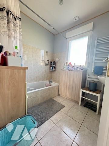 Maison de 2005 proche VESOUL, louée 650 euros, pour investisseur locatif