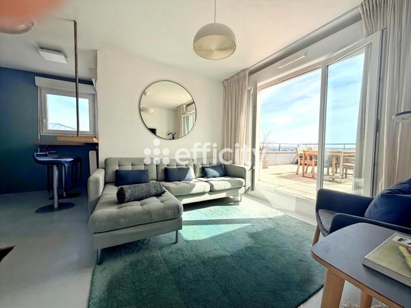 Appartement
         2 pièces
        - 38 m² 139 990 € *