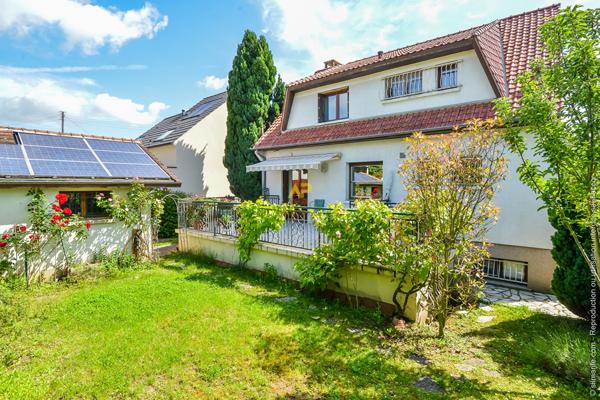 Maison indépendante Alsace Lorraine 4 chambres 101 m2 499 000 € **  - Référence  2068