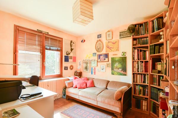 Maison indépendante Alsace Lorraine 4 chambres 101 m2 499 000 € **  - Référence  2068