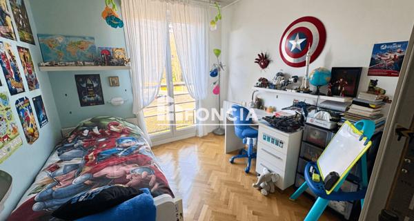 À vendre Appartement 4 pièces 74.33 m² - Fresnes 94260