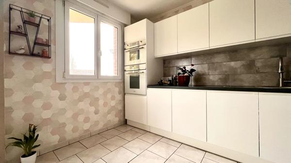TRES BEL APPARTEMENT - T3 WATTRELOS