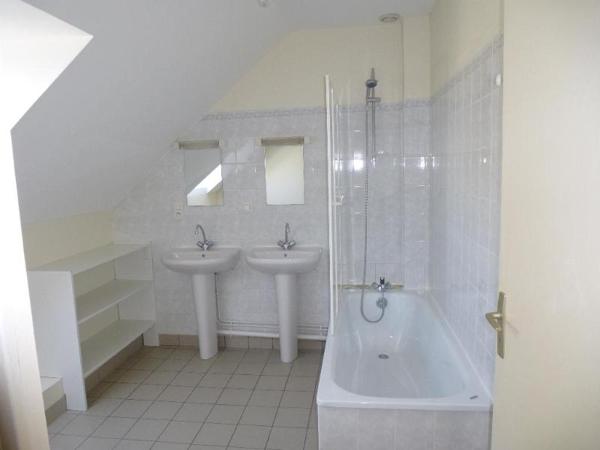 Maison à louer 4 pièces 79.93m²