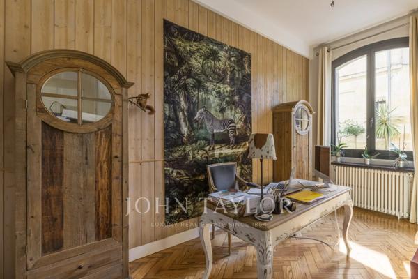 En exclusivité – Magnifique ancienne imprimerie réhabilitée - 6 Chambres - Piscine - Grand garage et Jardin
