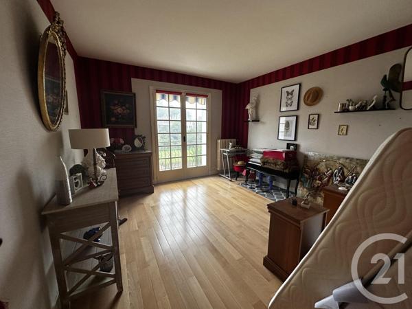 Maison à vendre  6 pièces - 210,47 m2 CHEF BOUTONNE - 79