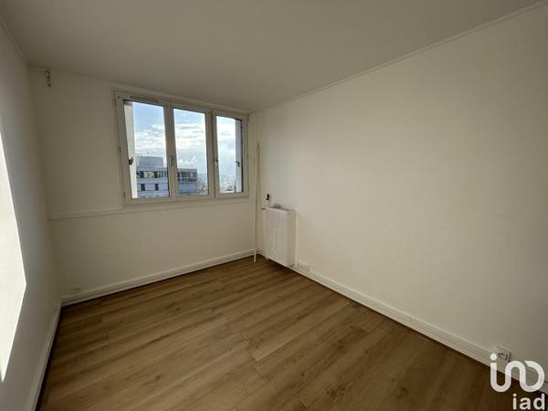 Location appartement 4 pièces 83 m² Chelles