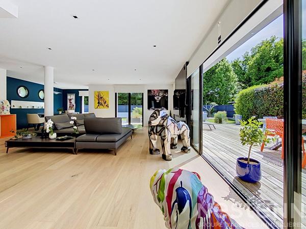 Maison contemporaine d'exception de 180 m² - Prestations haut de gamme.