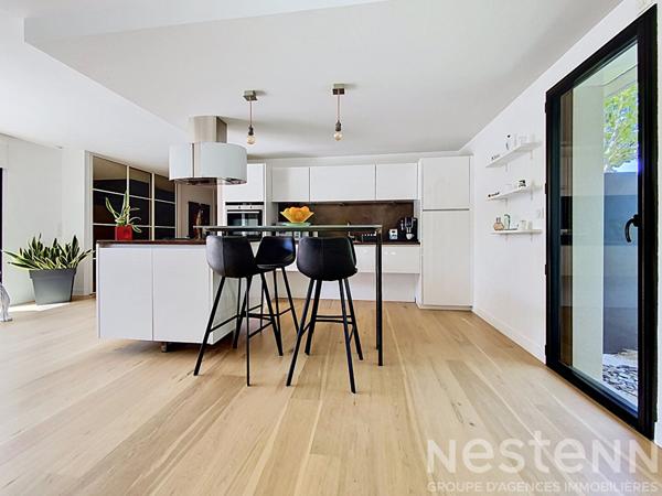 Maison contemporaine d'exception de 180 m² - Prestations haut de gamme.