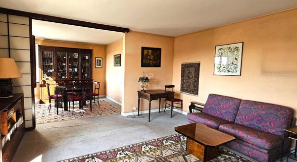 CHAVILLE - Rive Gauche - Appartement 3-4 pièces avec balcon, cave et box. €449 000 ** - Référence 677-C