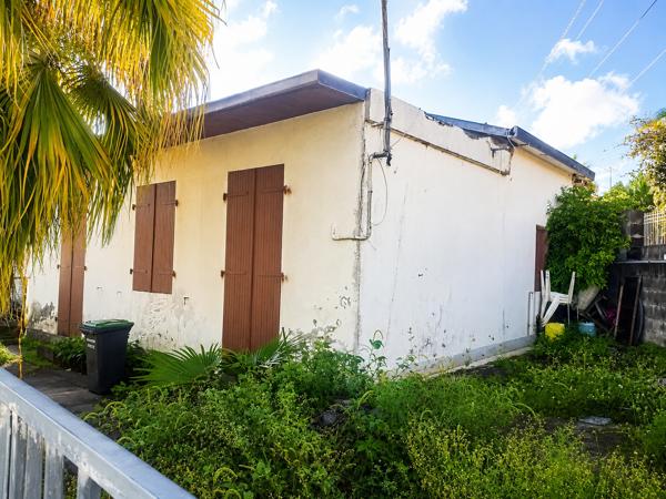 Maison
         3 pièces
        - 85 m² Exclusivité 151 900 € *