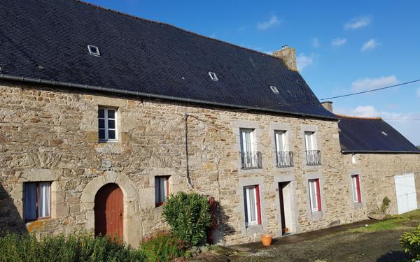 Maison à vendre    4 pièces •  Grâces