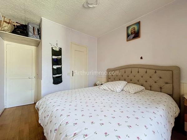 Vente                                                      Appartement
                        
                     2 pièces                      25 m2                     à Crosne