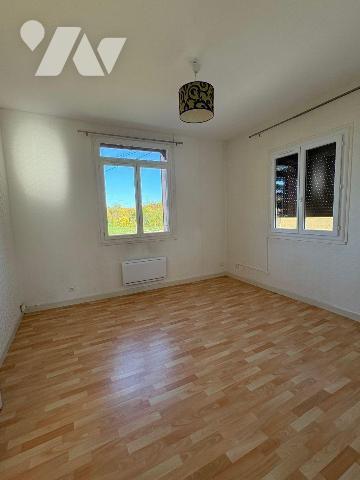 A Castanet-Tolosan (31320) en Haute-Garonne (31), découvrez cette maison de 132 m² actuellement...