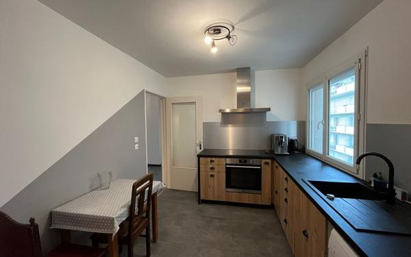 Appartement à vendre    4 pièces • 104 m2 Romans-sur-Isère