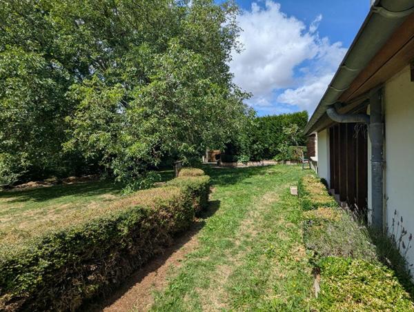 Propriété 150m2 4 chbres. Terrain 5 500m2