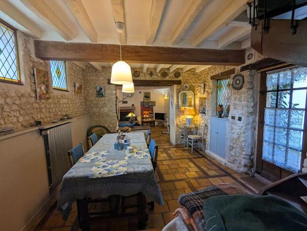 Propriété 150m2 4 chbres. Terrain 5 500m2