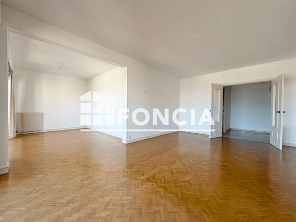 Location Appartement 4 pièces 103.41 m² - ET ALLEE DU MORBIHAN Cholet 49300