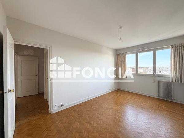 Location Appartement 4 pièces 103.41 m² - ET ALLEE DU MORBIHAN Cholet 49300