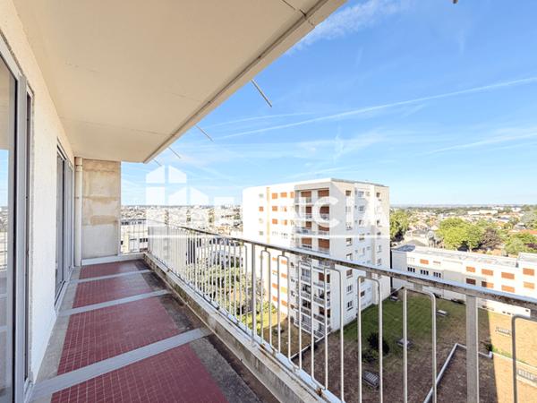 Location Appartement 4 pièces 103.41 m² - ET ALLEE DU MORBIHAN Cholet 49300